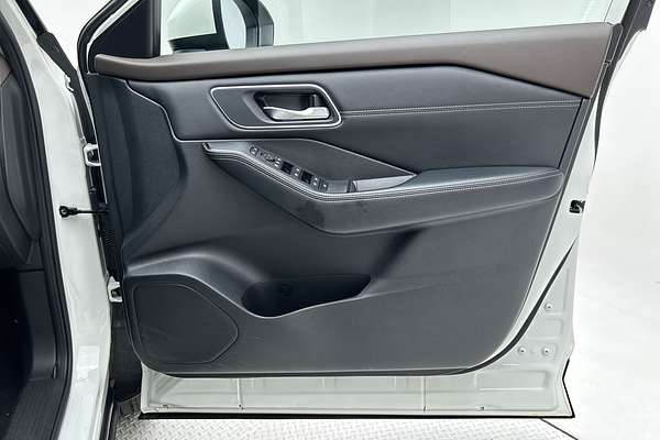 2023 Nissan X-TRAIL ST-L T33