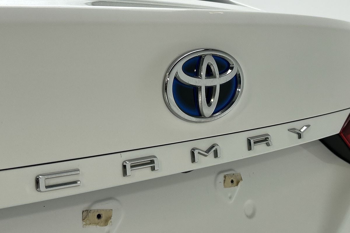 2021 Toyota Camry Ascent AXVH70R