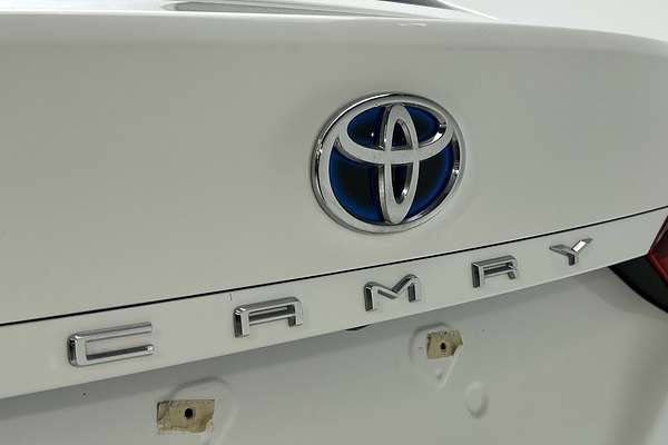 2021 Toyota Camry Ascent AXVH70R