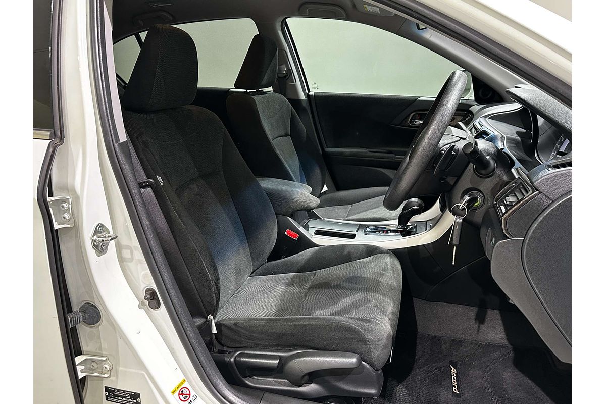 2013 Honda Accord VTi 8th Gen