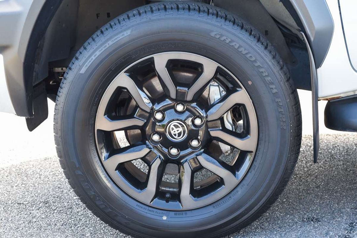 2024 Toyota Hilux Rogue 48V GUN126R 4X4