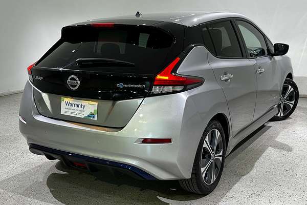 2019 Nissan LEAF  ZE1