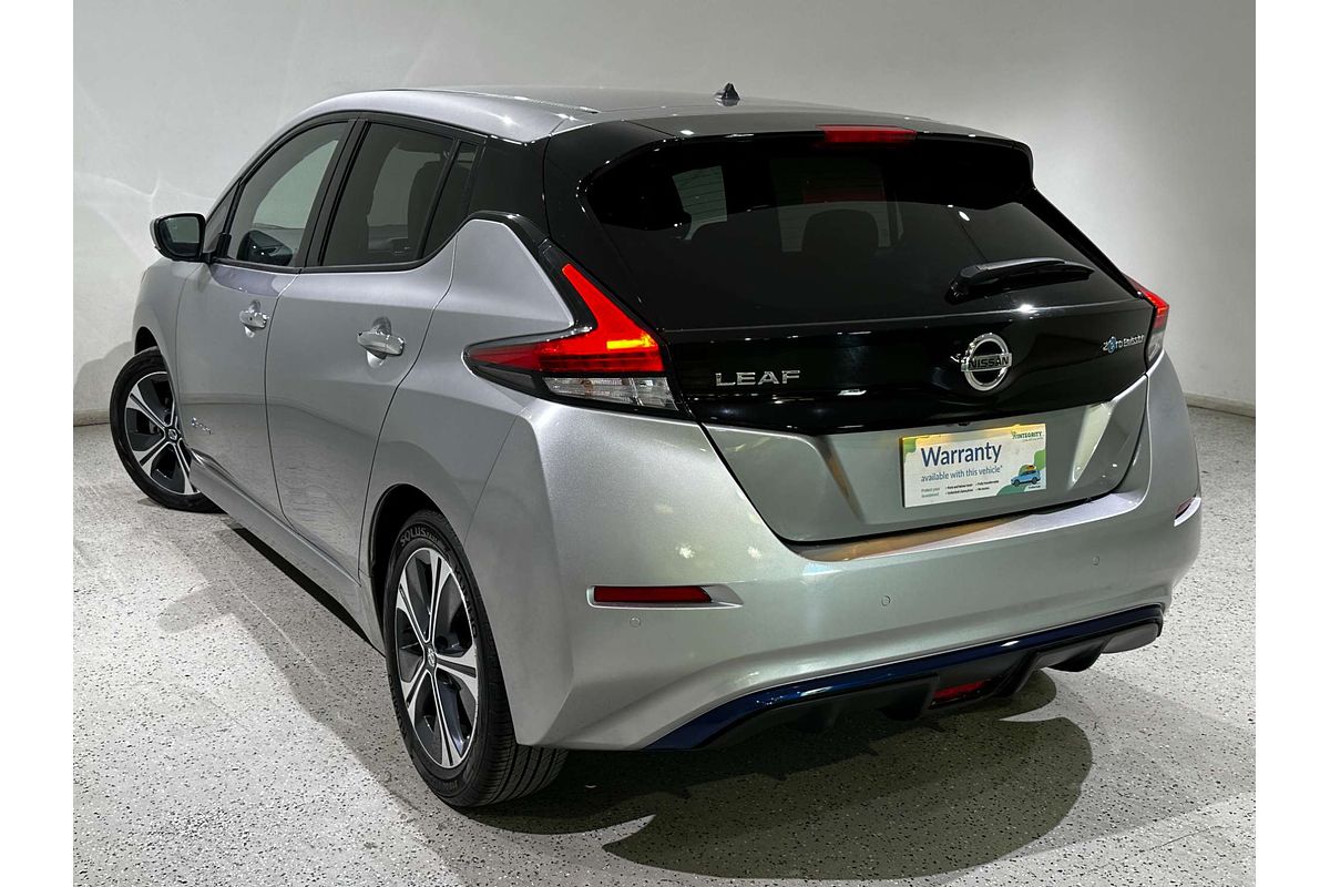 2019 Nissan LEAF  ZE1