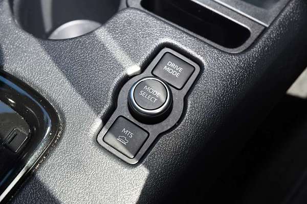 2024 Toyota Hilux Rogue 48V GUN126R 4X4