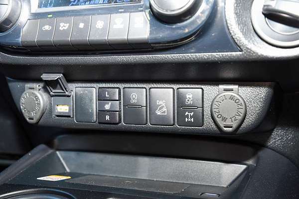 2024 Toyota Hilux Rogue 48V GUN126R 4X4