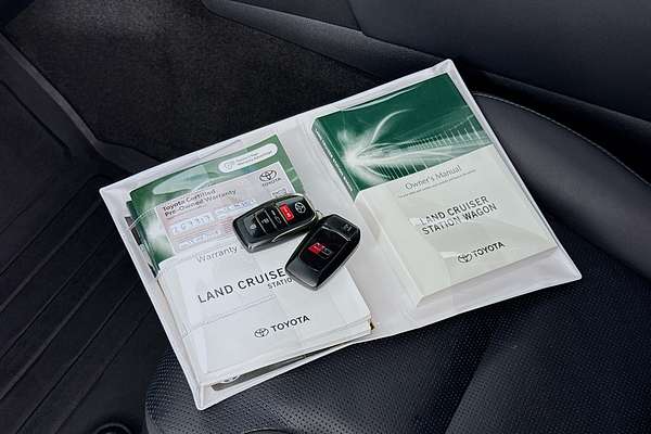 2023 Toyota Landcruiser GR Sport FJA300R