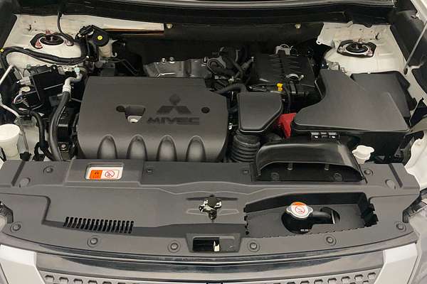 2021 Mitsubishi Outlander ES ZL