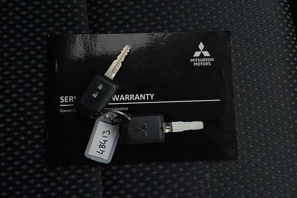 2021 Mitsubishi Outlander ES ZL