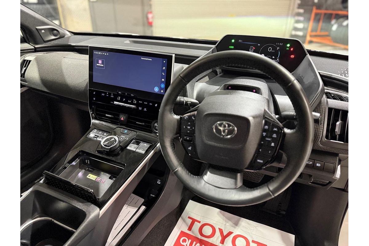 2023 Toyota bZ4X YEAM15R