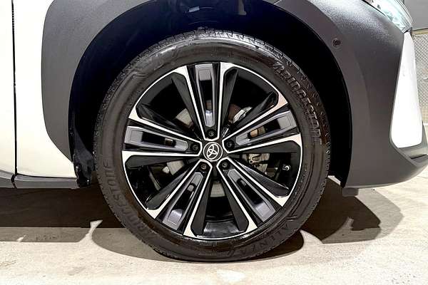 2023 Toyota bZ4X YEAM15R