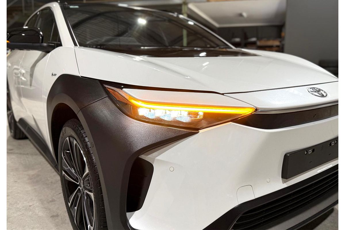 2023 Toyota bZ4X YEAM15R