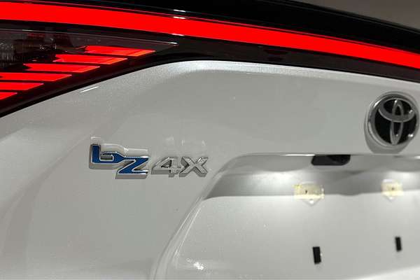 2023 Toyota bZ4X YEAM15R