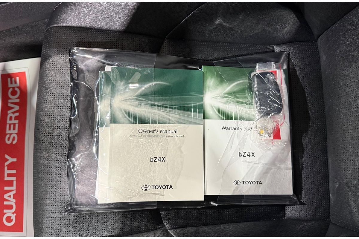 2023 Toyota bZ4X YEAM15R