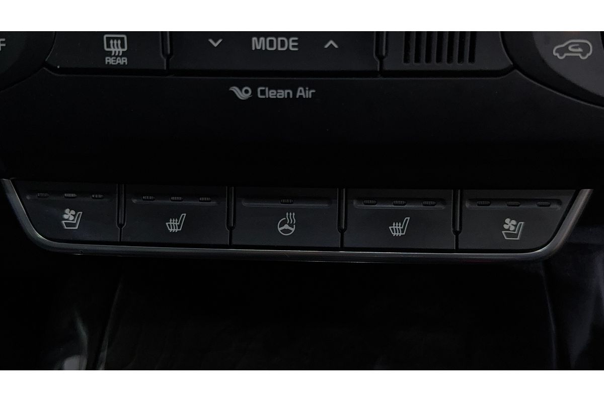 2017 Kia Sorento Platinum UM