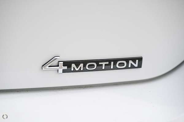 2025 Volkswagen T-Roc 140TSI R-Line D11