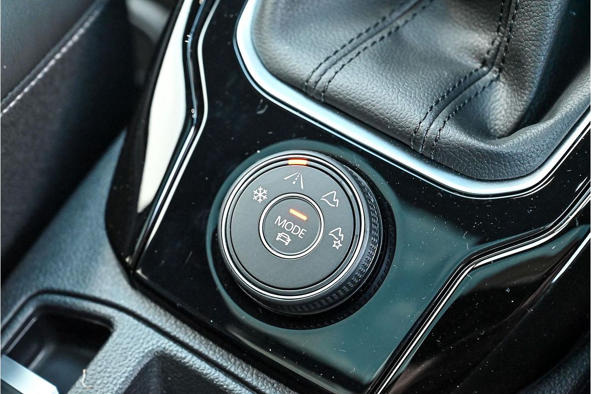 2025 Volkswagen T-Roc 140TSI R-Line D11