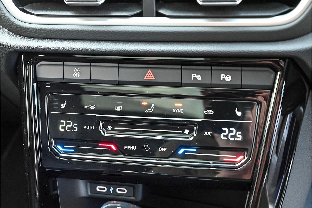 2025 Volkswagen T-Roc 140TSI R-Line D11