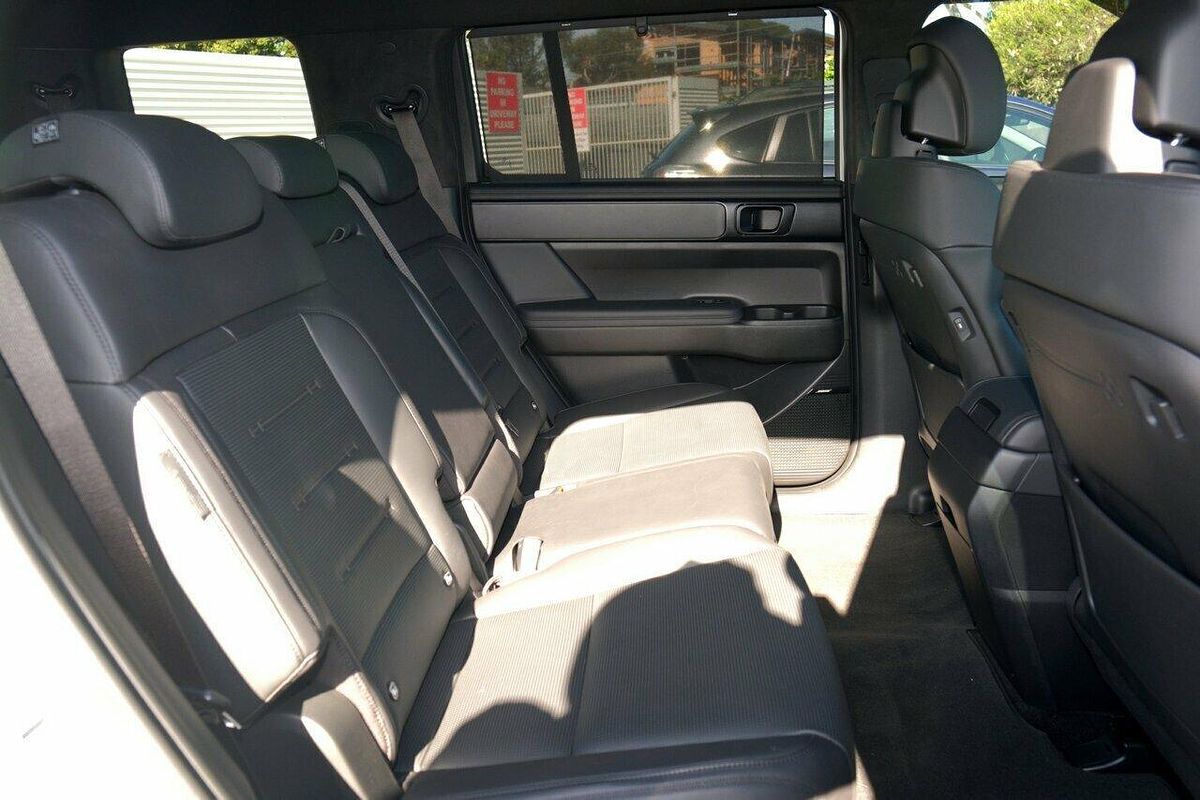 2024 Hyundai Santa Fe Hybrid Calligraphy MX5.V1