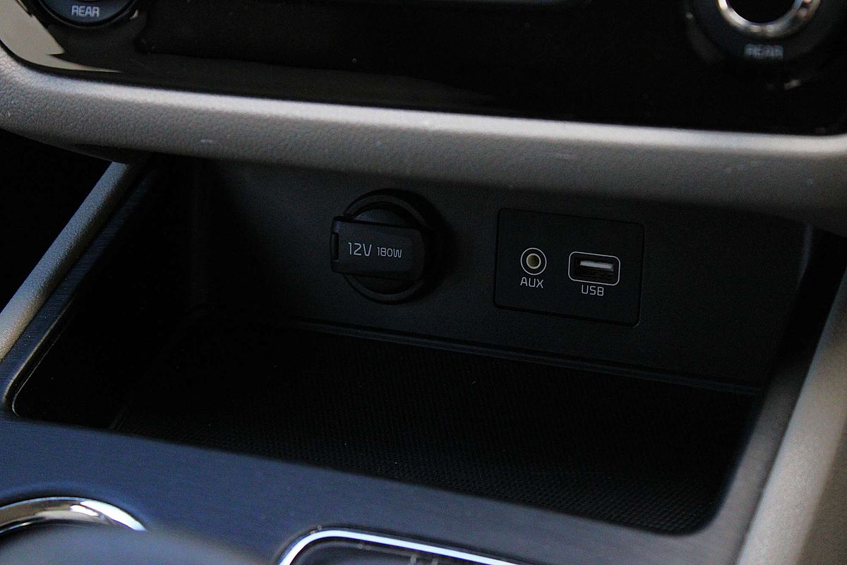 2019 Kia Carnival S YP