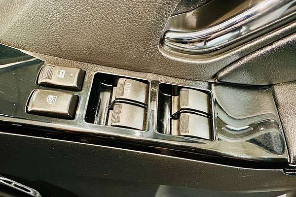 2020 Isuzu MU-X LS-T