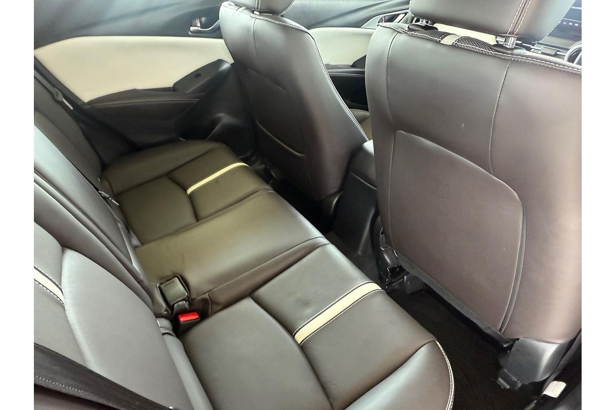 2023 Mazda CX-3 Akari LE DK