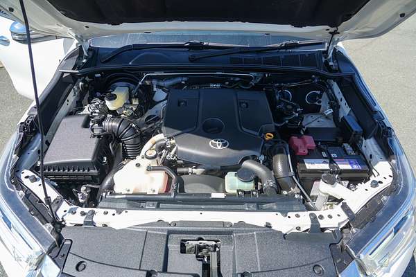 2021 Toyota Hilux SR5 GUN126R 4X4