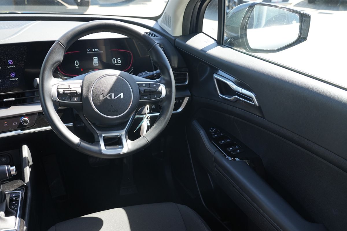 2023 Kia Sportage SX NQ5