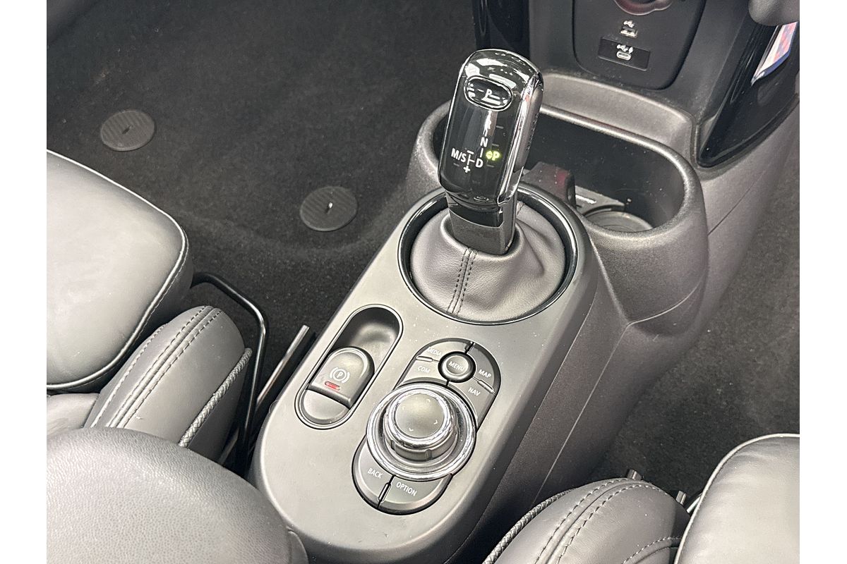 2021 MINI Hatch John Cooper Works Classic F56 LCI