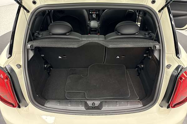 2021 MINI Hatch John Cooper Works Classic F56 LCI