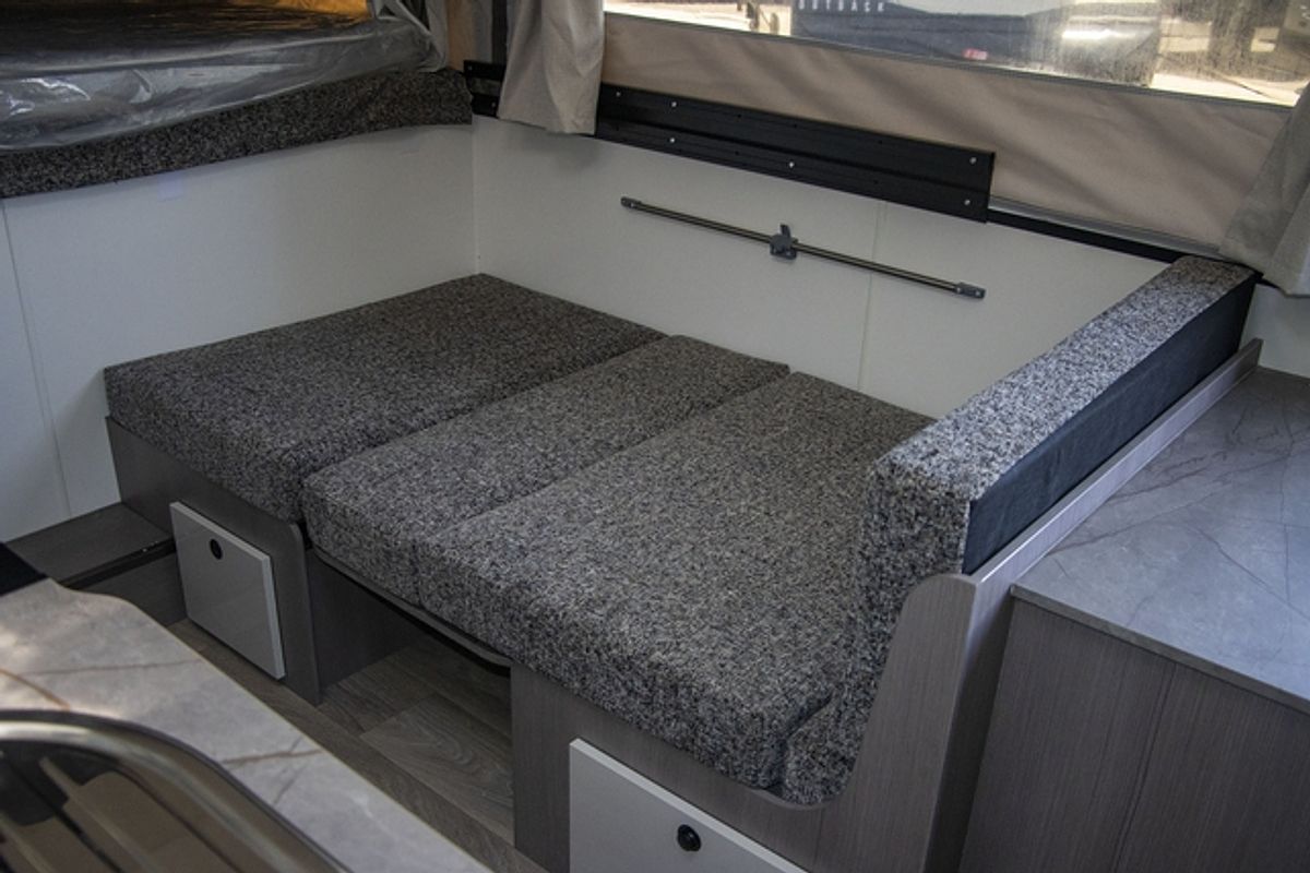 2025 Jayco SWAN CAMPER OB.CP-MY25