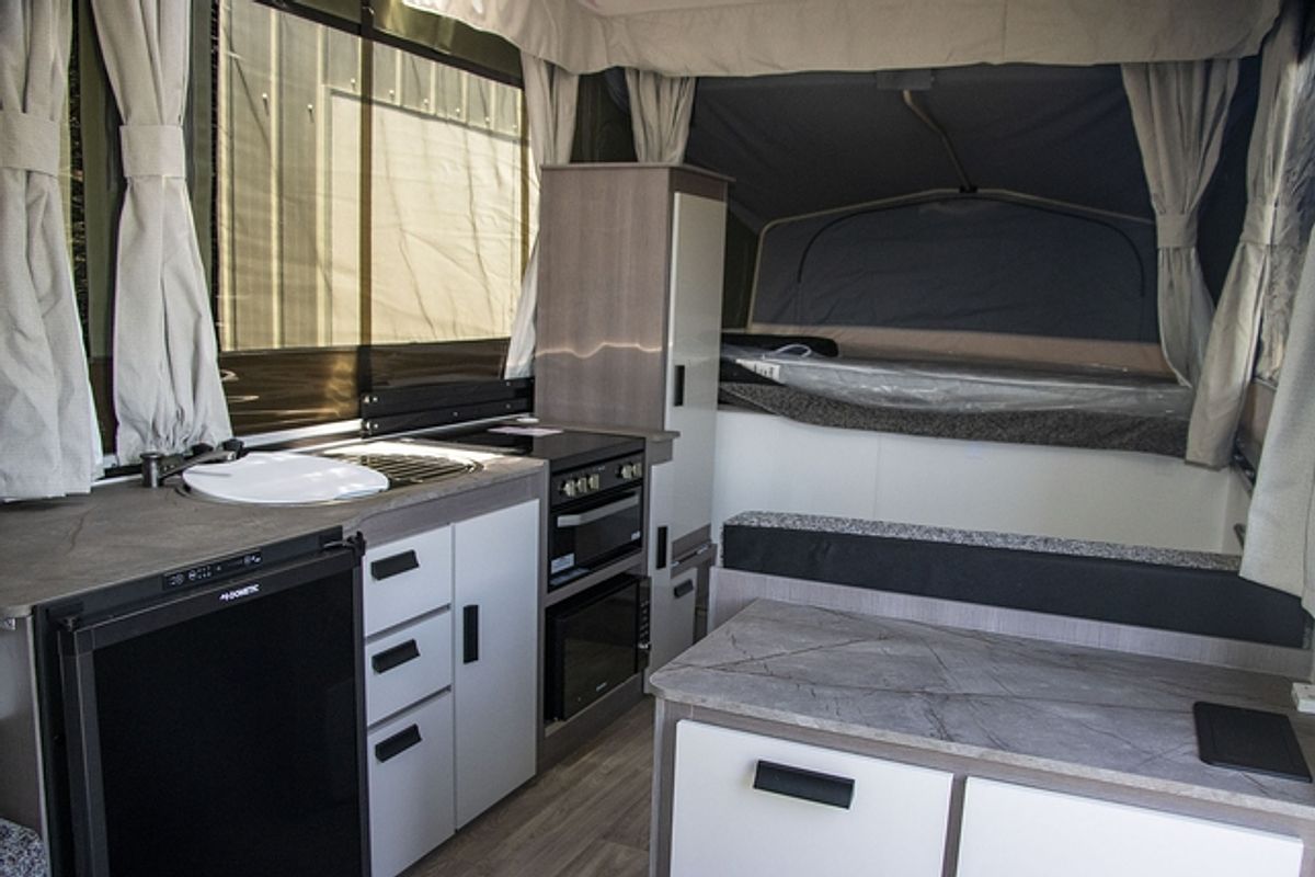 2025 Jayco SWAN CAMPER OB.CP-MY25