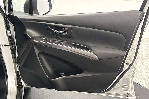 2023 Suzuki S-Cross Plus JYB