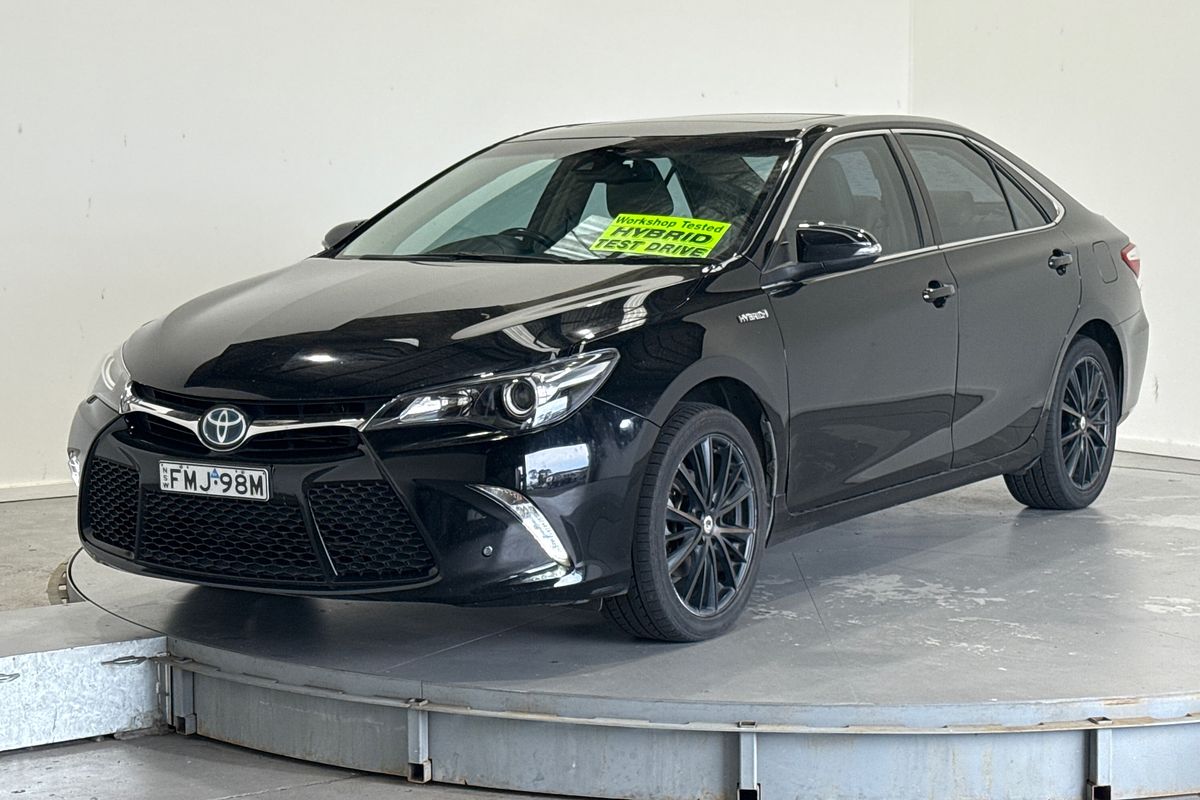 2015 Toyota Camry Atara SL AVV50R