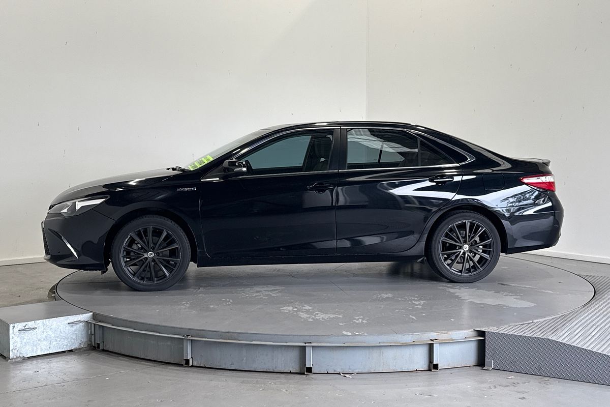 2015 Toyota Camry Atara SL AVV50R