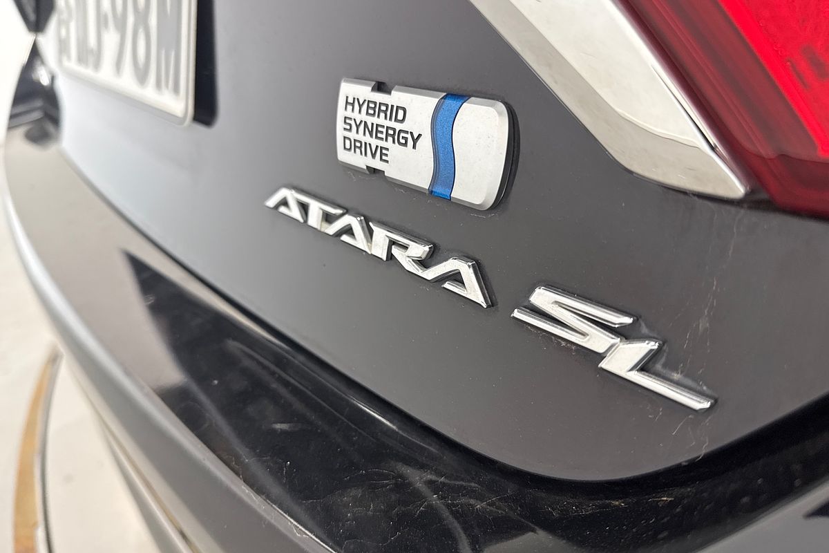 2015 Toyota Camry Atara SL AVV50R