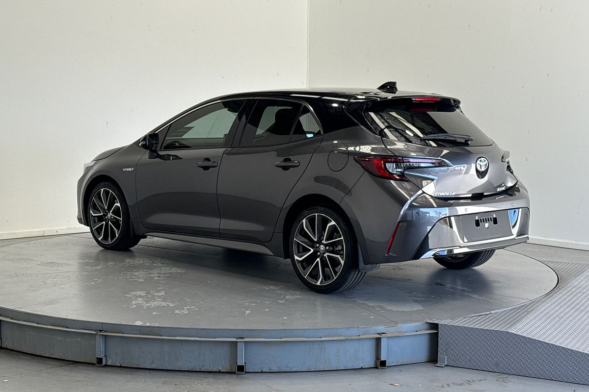 2022 Toyota Corolla ZR HYBRID ZWE219R