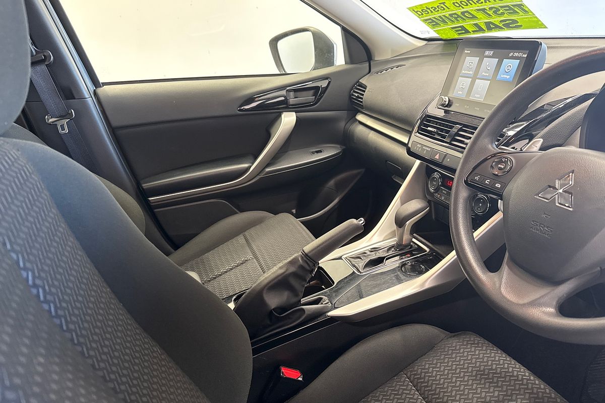 2024 Mitsubishi Eclipse Cross ES YB