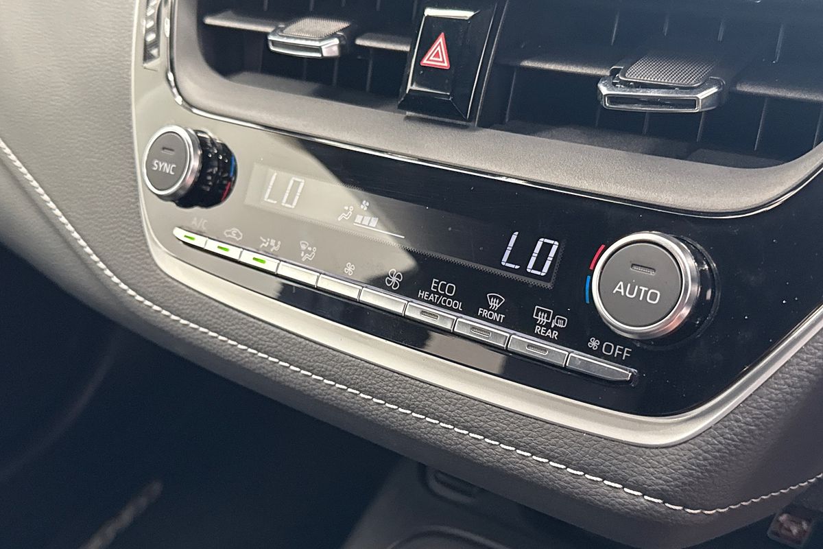 2022 Toyota Corolla ZR HYBRID ZWE219R