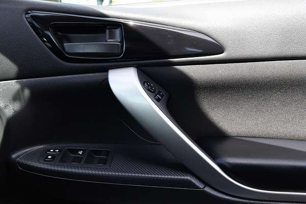 2024 Mitsubishi Eclipse Cross ES YB