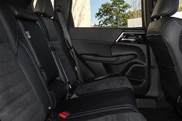 2024 Mitsubishi Outlander PHEV Aspire ZM AWD