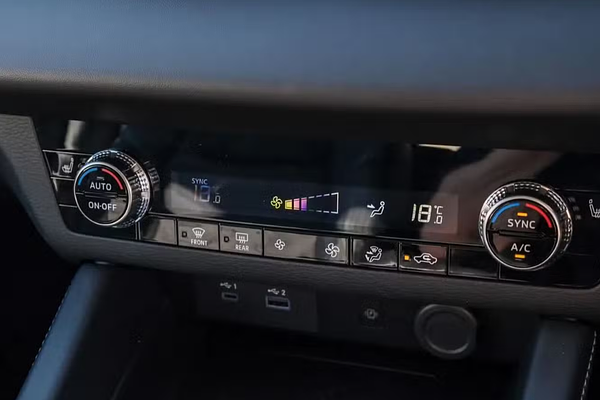 2024 Mitsubishi Outlander PHEV Aspire ZM AWD