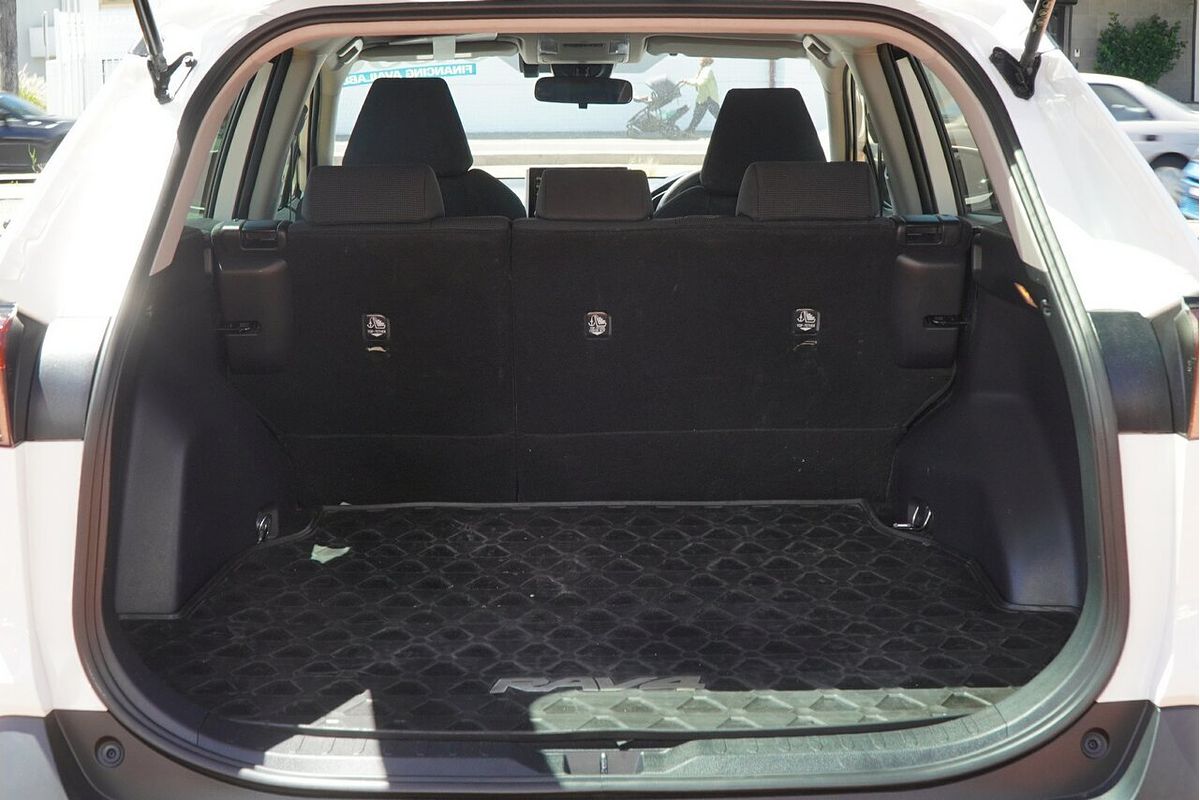 2019 Toyota RAV4 GX MXAA52R