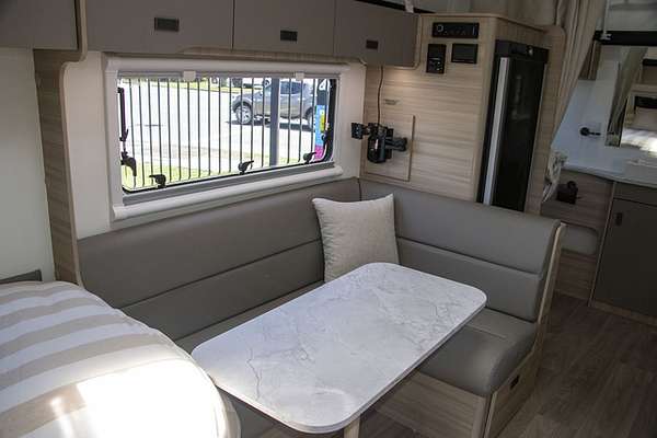 2025 Jayco DISCOVERY