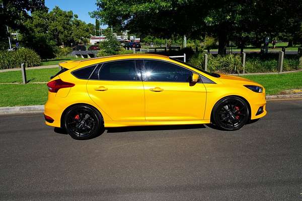 2017 Ford Focus ST2 LZ