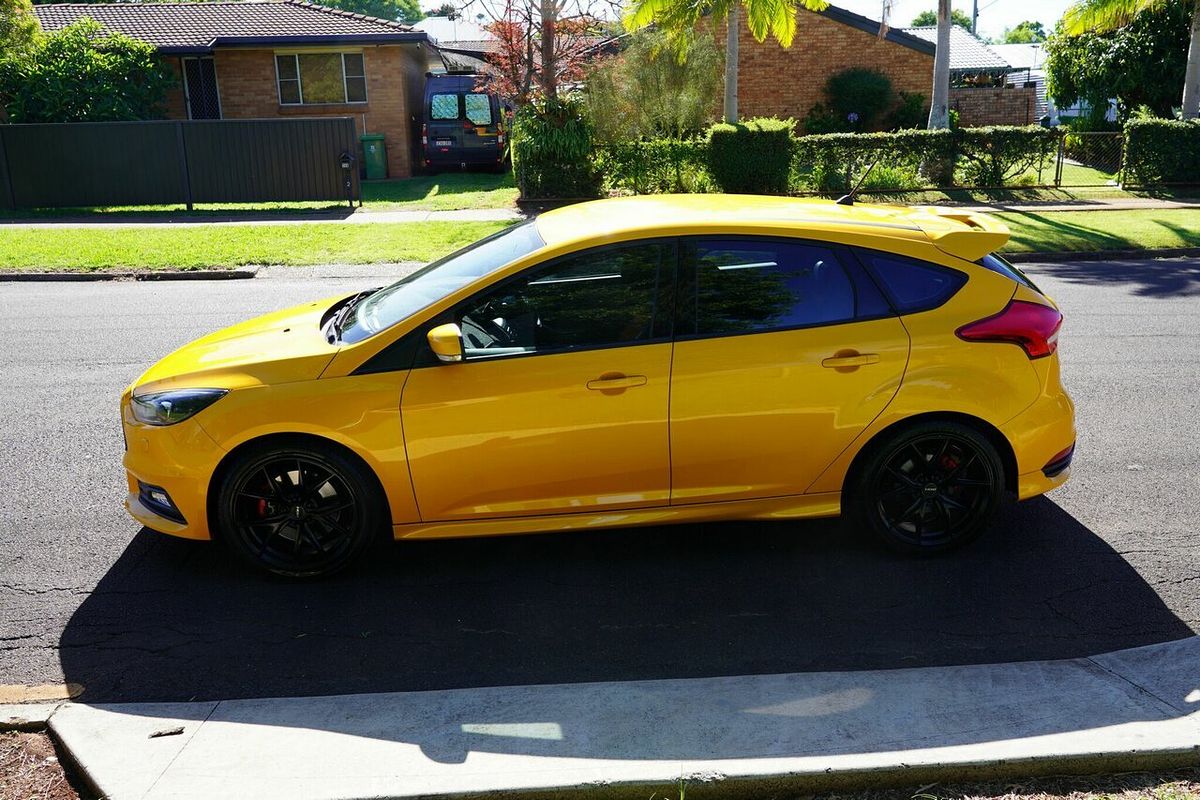 2017 Ford Focus ST2 LZ