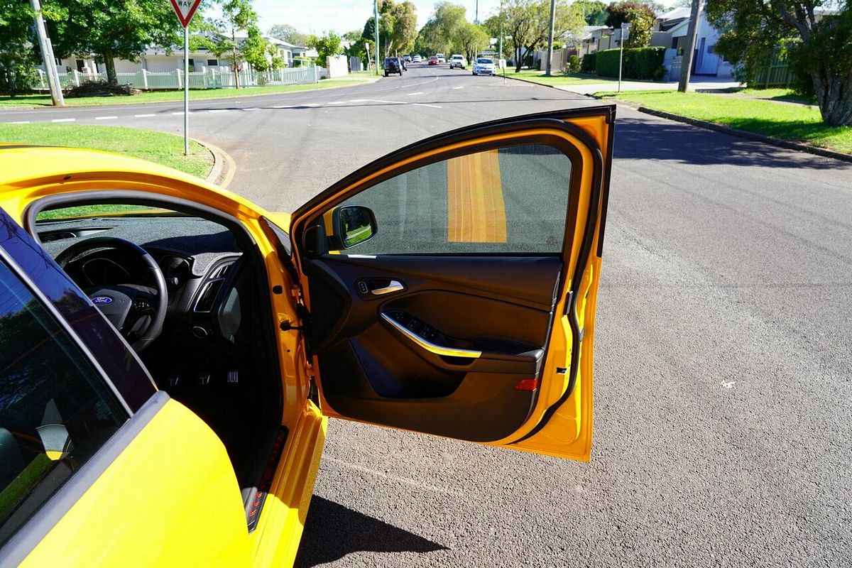 2017 Ford Focus ST2 LZ