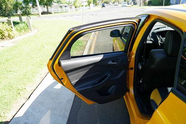 2017 Ford Focus ST2 LZ