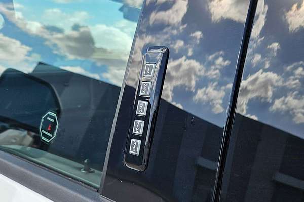 2025 Ford F450 Platinum 4X4