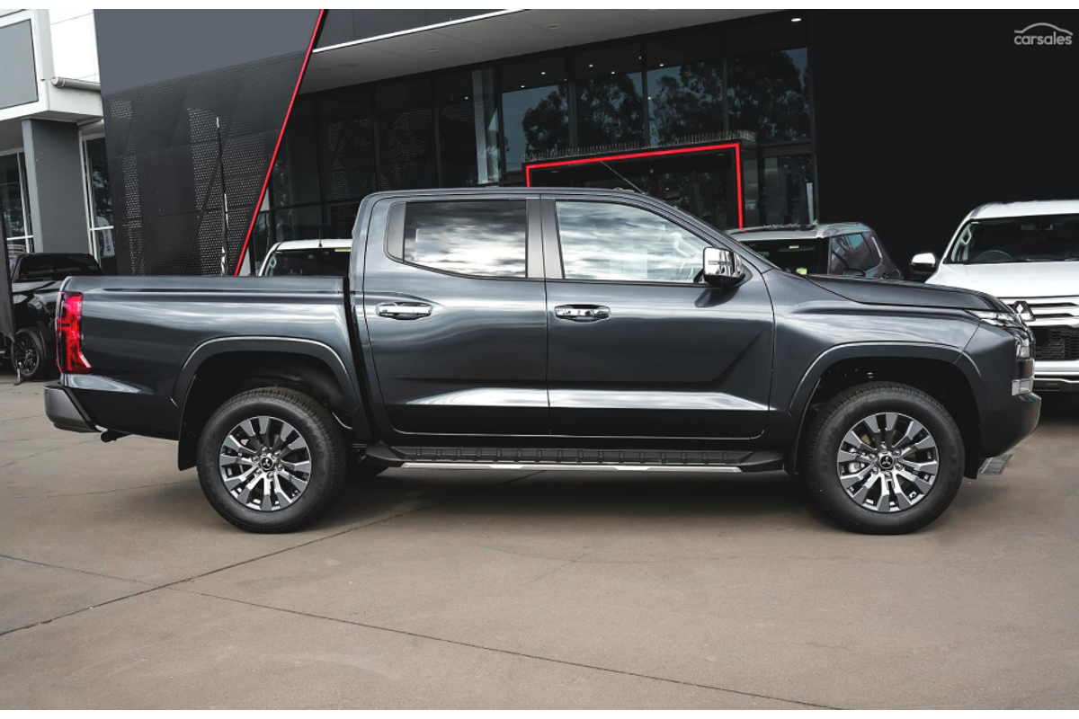 2024 Mitsubishi Triton GLS MV 4X4