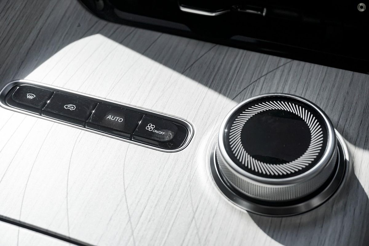 2025 Geely EX5 Inspire E245